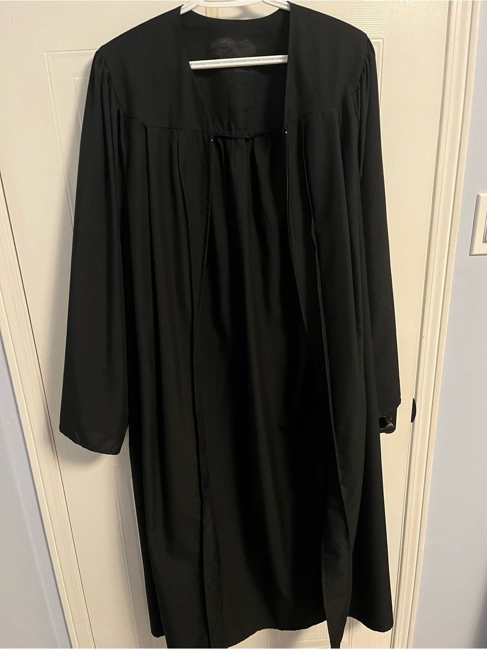 Graduation gown